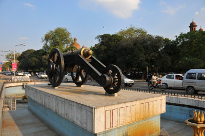 Lower Mall - Zamzama Gun a.k.a Bhangianwala Toap