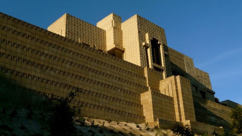 The Mayans Are Coming, the Mayans Are Coming!