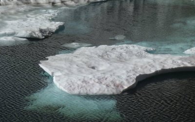 Iceberg in a high lake.