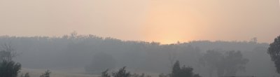 Smoky sunrise as disastrous bushfires hit Victoria once more