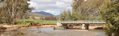The new Gentle Annie bridge over the King River - destroyed after the floods.