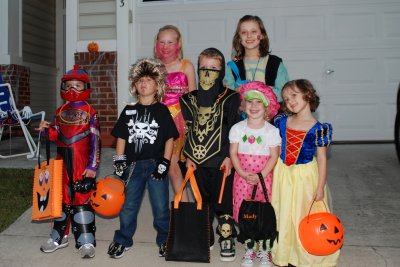 Halloween crew getting ready to leave from the Bagwell house