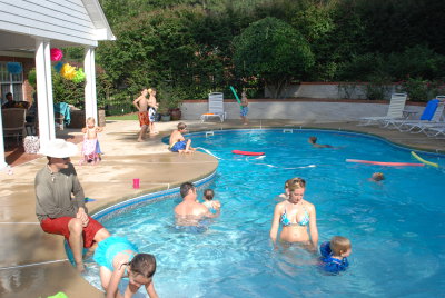 pool party
