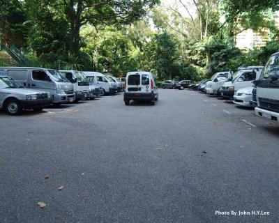 The Great Singapore Dilemma - Finding Parking Space