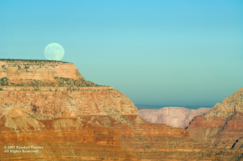 Grand-Canyon-Moonrise-02