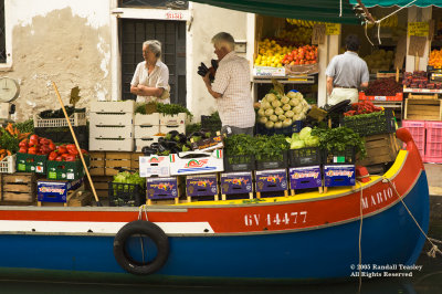 Venice-Market-Boat