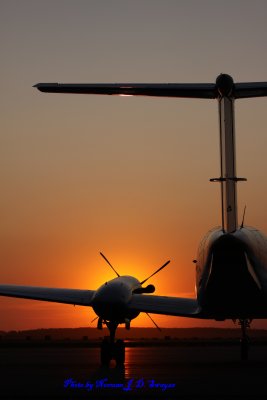 planes_and_sunsets