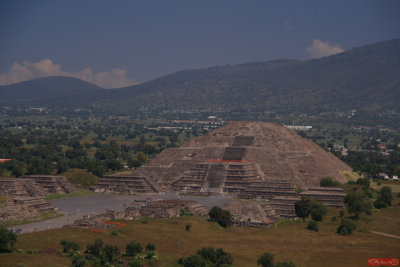 Moon Piramid - Teotihuacan