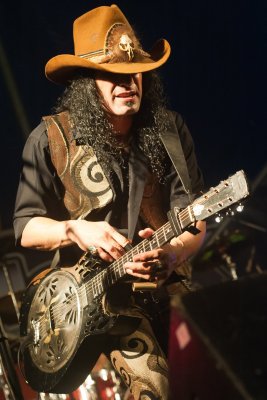 Eric Sardinas and The Big Motor (USA)