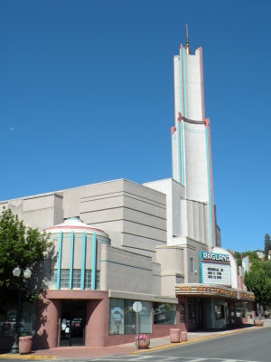 The Ross Ragland Theater