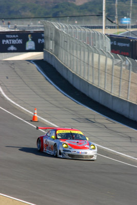 Flying Lizard Porsche in T1