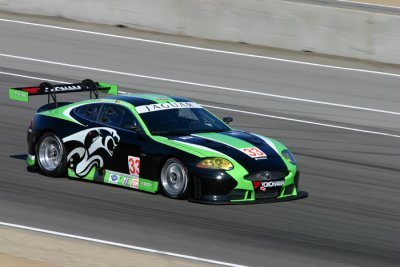 #33 RSR Jaguar braking for T2