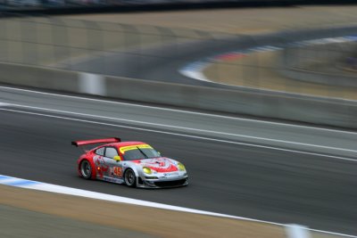 #45 Flying Lizard Porsche braking for T2