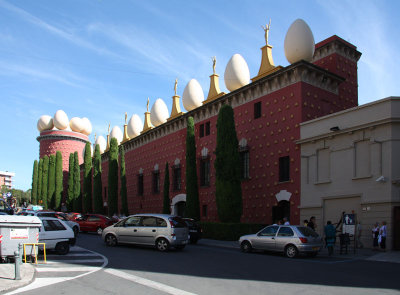 Dal Theatre-Museum, Figueres