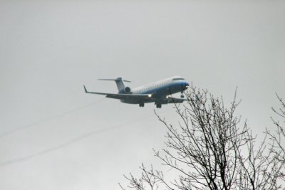 A United Express CRJ700