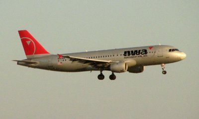 Northwest A320