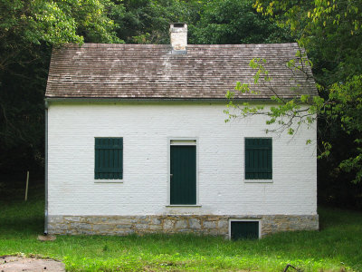 The lockhouse for lock 43