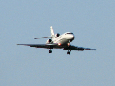 Business jet landing at Dulles