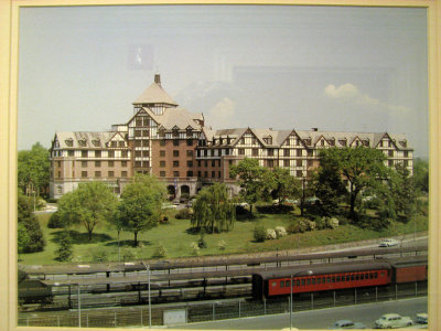 A picture of the Hotel Roanoke from the old days