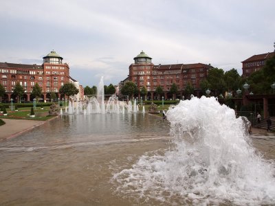 Facing the Augustaanlage