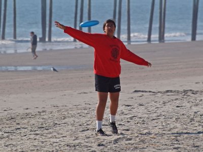 Releasing the frisbee