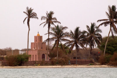 The mosque among the palm trees