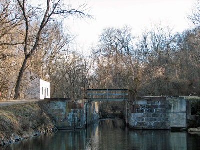 Lock 27 and lockhouse