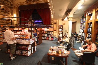 El Ateneo Bookstore
