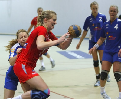 Linn Jørum Sulland, Oda Brødholt
