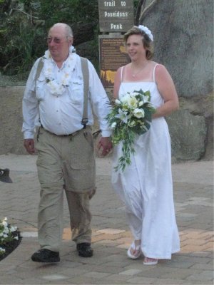 05 Bride and her dad.jpg
