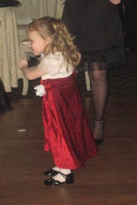 DL flower girl dancing.jpg