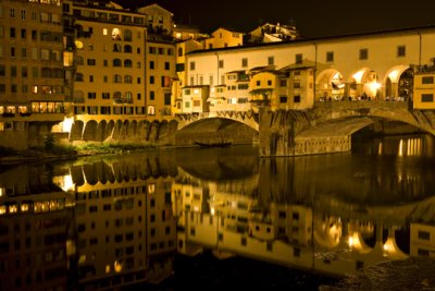 Ponte Vecchio Night 0795 cropped.jpg