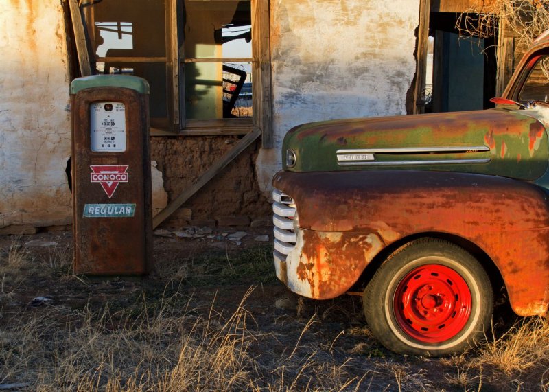 Punta de Agua, NM on Rt. 55 near Quarai ruins (building razed and car removed by return visit in 2014)