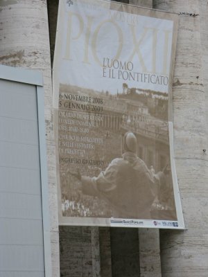 Pope Pius XII Banner