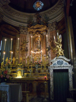 St Claudio - Main Altar