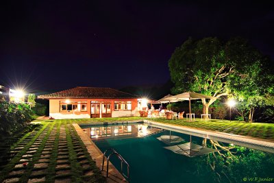 Piscina  noite