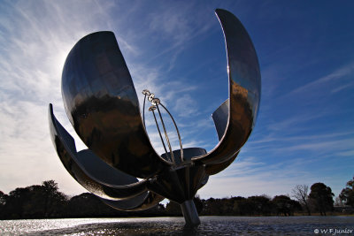 Floralis Genrica