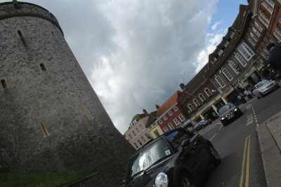 curving castle.jpg