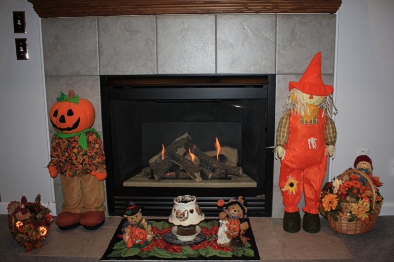 Halloween Decorations<BR>October 18, 2009