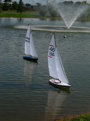 RC Sailboats and FountainSeptember 16, 2008