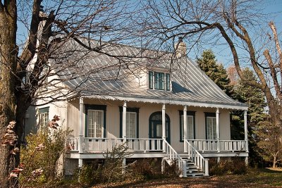 L'Acadie, maison patrimoniale.jpg