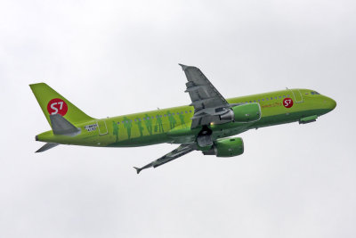 SBI_A320-214_4159_FWWBG
