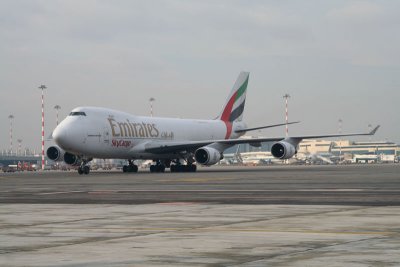 B747-47UF_N408MC_UAE