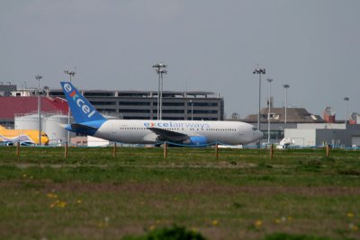 B767-204ER_GBNYS_XLA_701.jpg