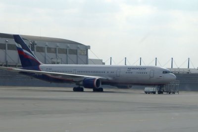 B767-36NER_VPBAX_AFL_401.jpg