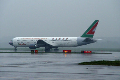 B767-330ER_ILLAG_LDI_302.jpg