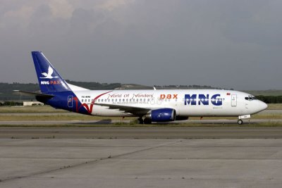 B737-4K5_TCMNI_MNB_401r.jpg
