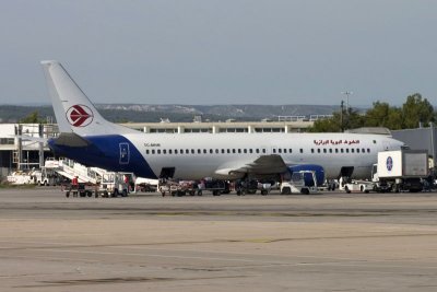 B737-4Q8_TCMNM_DAH_501r.jpg