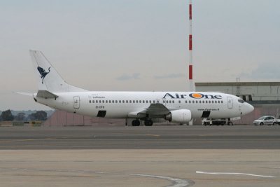 B737-4S3_EIDFD_ADH_701.jpg
