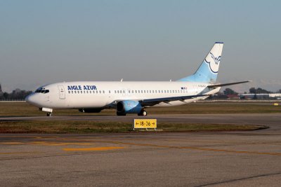 B737-4Y0_FGLXJ_AAF_701.jpg